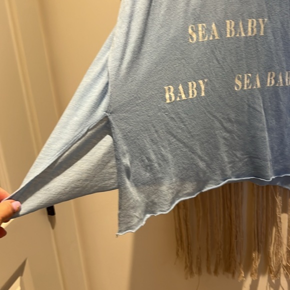 WILDFOX ~ M~ Blue 'Sea Baby' Graphic Long Sleeve - Picture 9 of 17